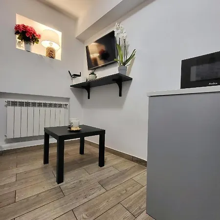 Underground Rooms Warsaw Exterior photo